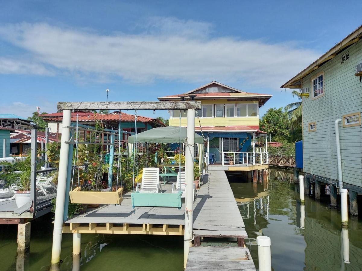Urania House Villa Bocas del Toro Buitenkant foto